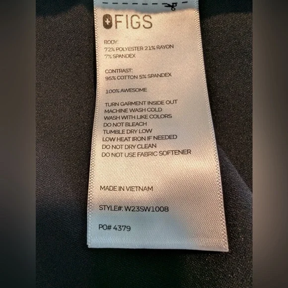 Figs Women’s Rafaela Oversized Longsleeve Scrub Top Black Size XL - Picture 6 of 10